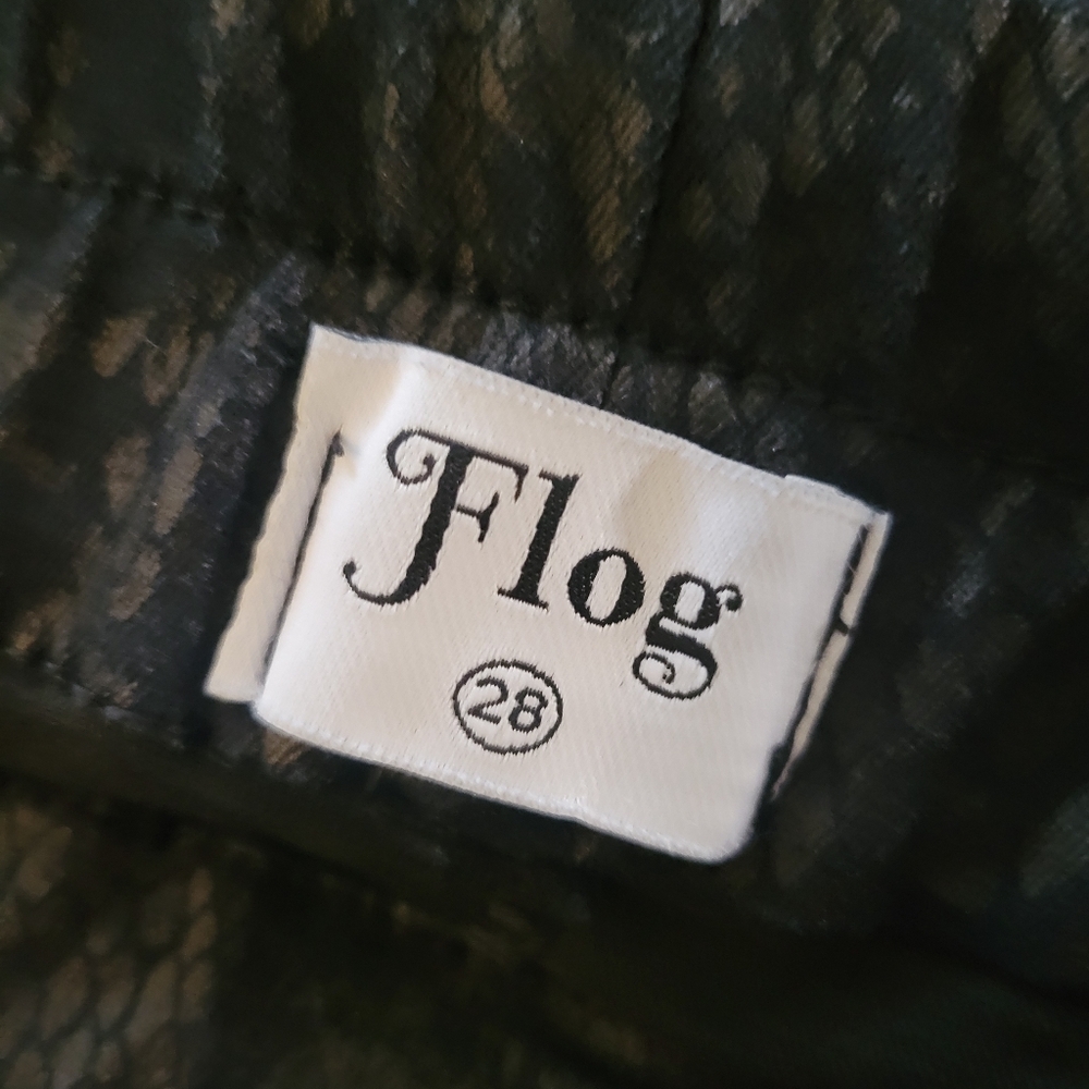 Bevy Flog Shely Snakeskin Python Print Pull On Dr… - image 11